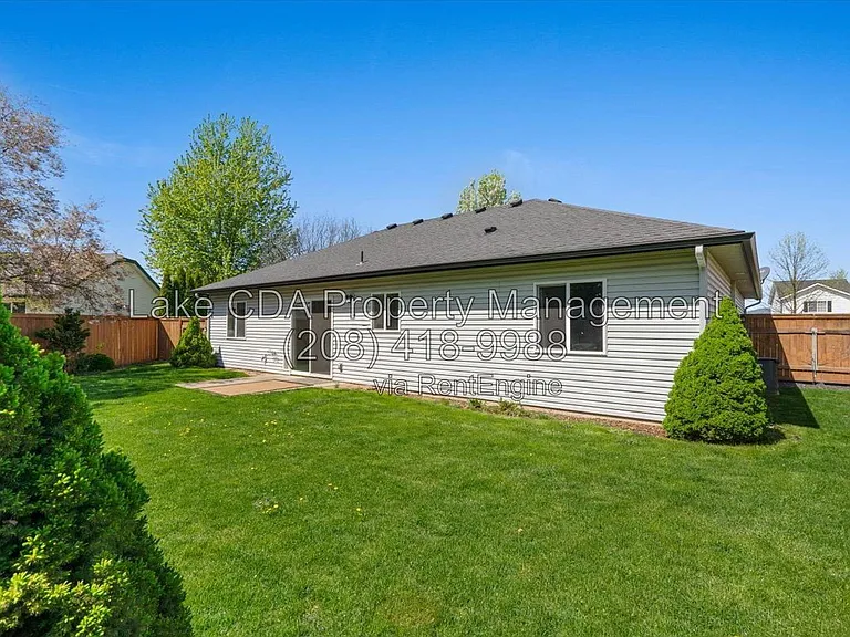 8920 N Torrey Ln — Photo 32
