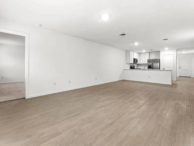 18716 Loom Dr — Photo 7