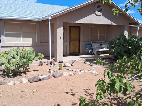 820 S Santa Maria Rd