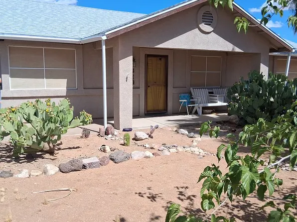820 S Santa Maria Rd, Golden Valley, AZ 86413