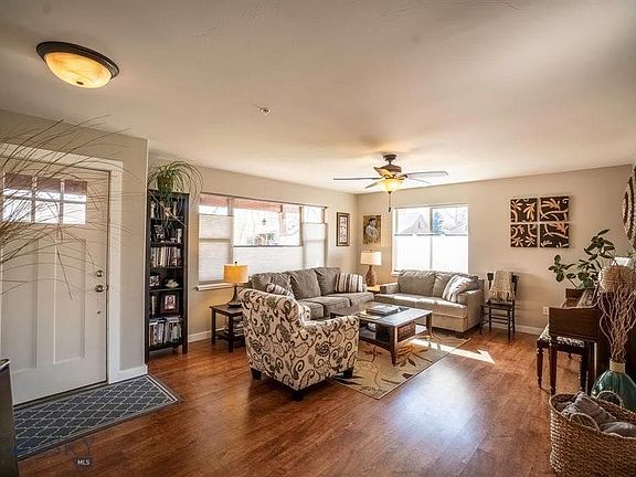 4th image of 17 Aspenwood Dr