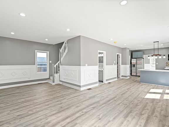 3rd image of 1607 S 2nd Ave