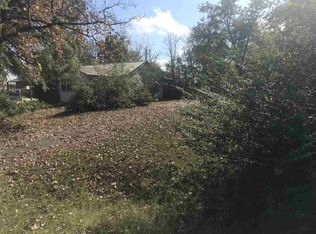 202 Cox Rd, Marshall, TX 75672