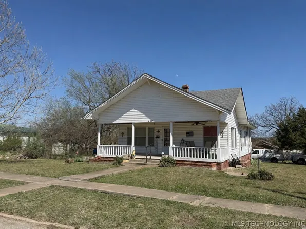 402 N Cimarron Ave, Drumright, OK 74030