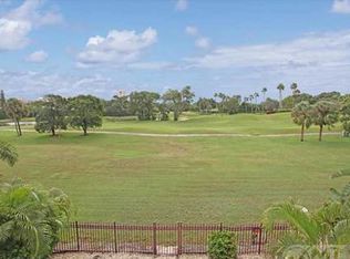 330 E Royal Palm Rd, Boca Raton, FL 33432