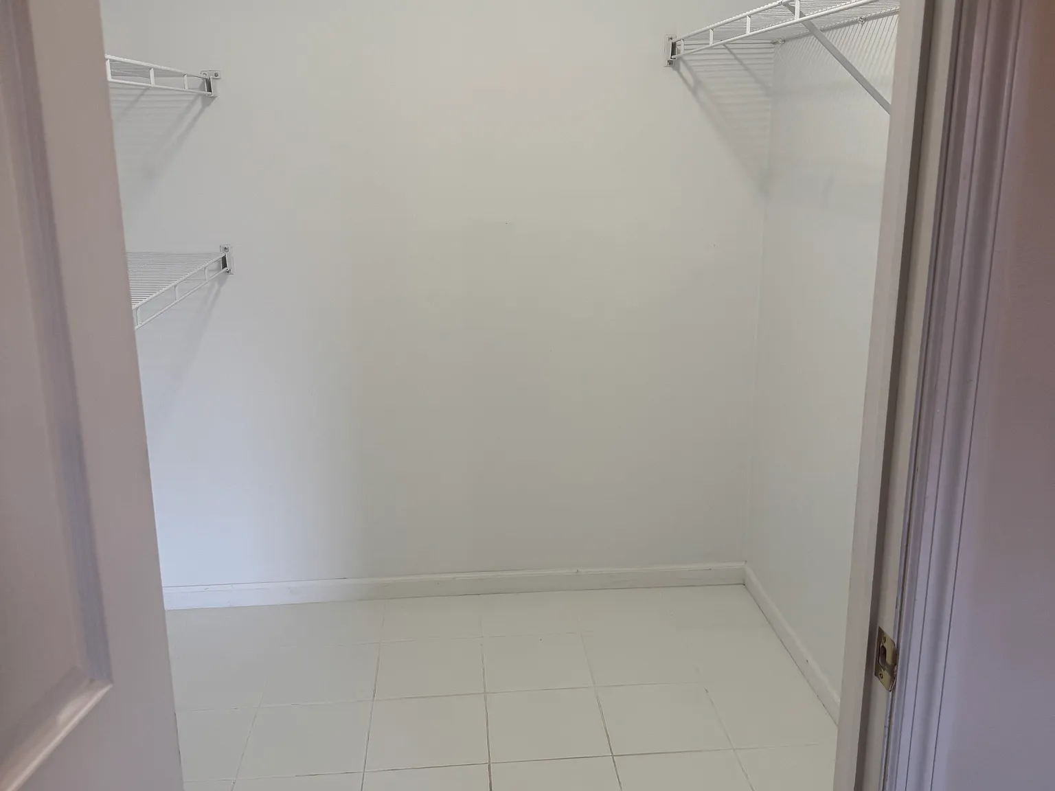 3 bed, 1670 sqft, $1,875 — Photo 2