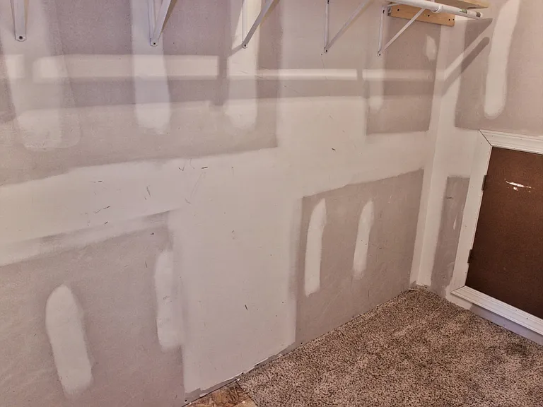 717 Elm St — Photo 18