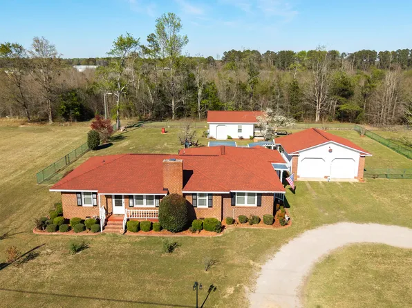 188 Bethune Hwy, Bishopville, SC 29010