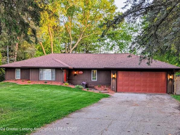 1545 Franklin St, Haslett, MI 48840