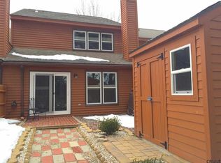 409 Greenhill Ct, Albany, NY 12203