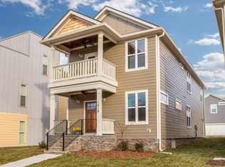 1418 Adams St, Chattanooga, TN 37408