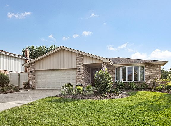2nd image of 14400 Creek Crossing Dr