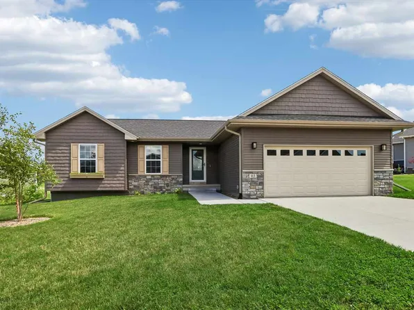 113 Dogwood Ln, Tiffin, IA 52340