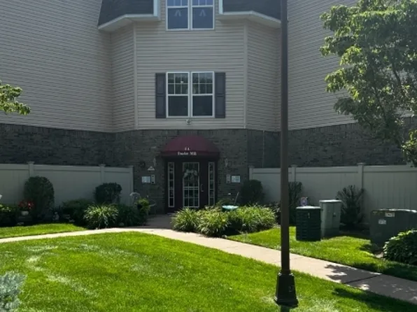 421 Cannella Way BLDG 4 #421, Riverdale Boro, NJ 07457