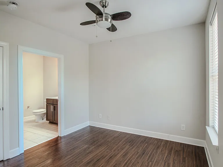 Parkview Midtown Apartments — Photo 73