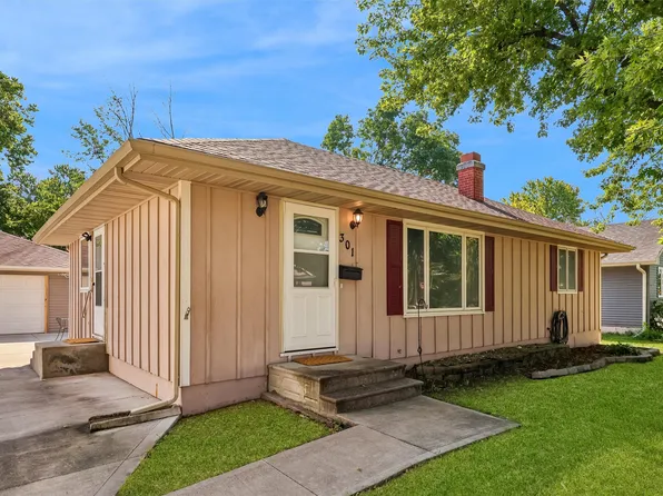 301 NW Beechwood St, Ankeny, IA 50023