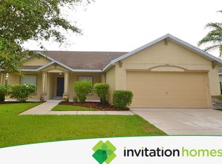 12168 Warwick Cir, Parrish, FL 34219