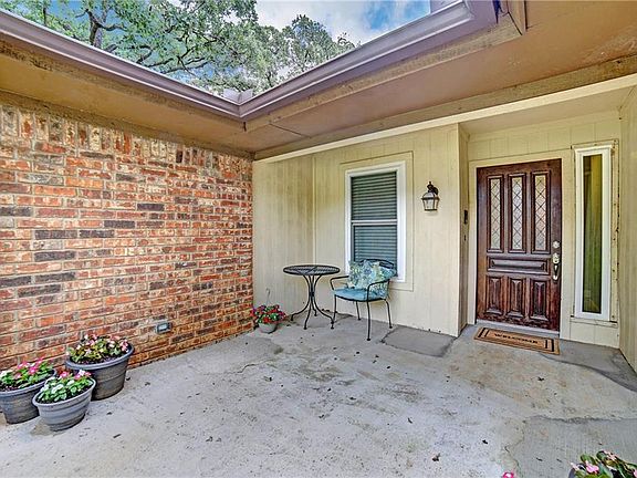 3rd image of 4410 Rain Forest Dr