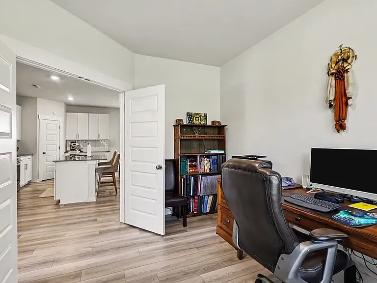 2439 Williams Ridge Dr — Photo 11