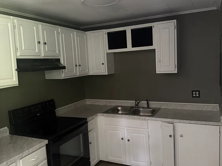 207 W Saint Patrick St #2 — Photo 3