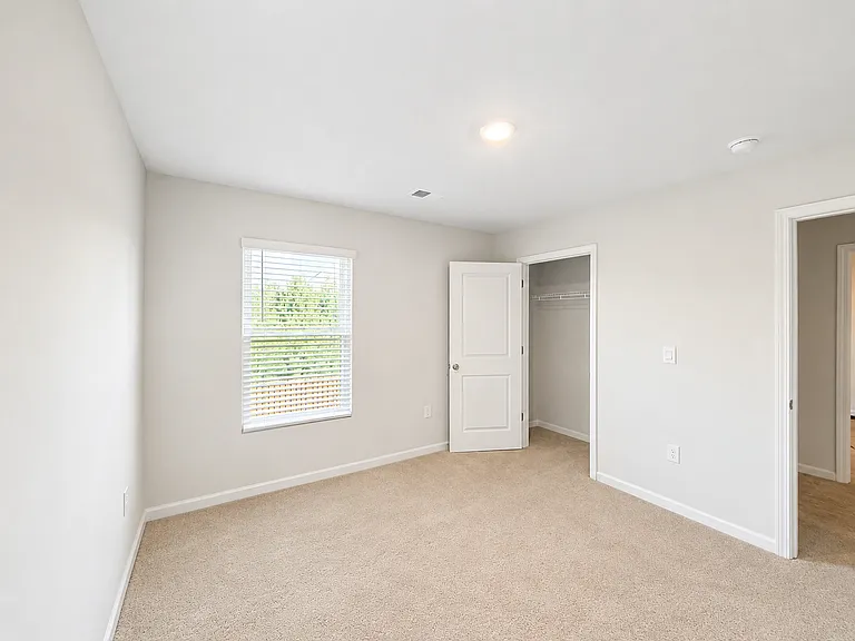 1415 Deer Hollow Run — Photo 9