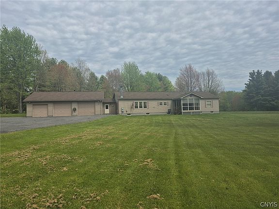 2nd image of 46 Craw Rd