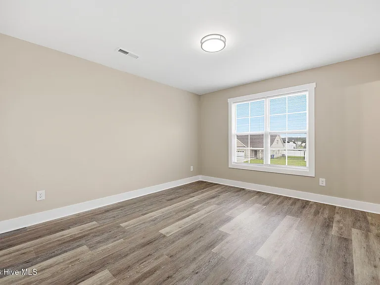 649 Abigail Taylor Dr #B — Photo 16