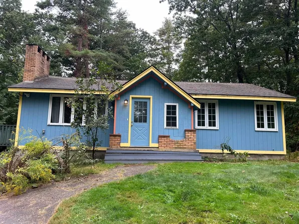 3 Yellow Wood Drive, Pelham, NH 03076