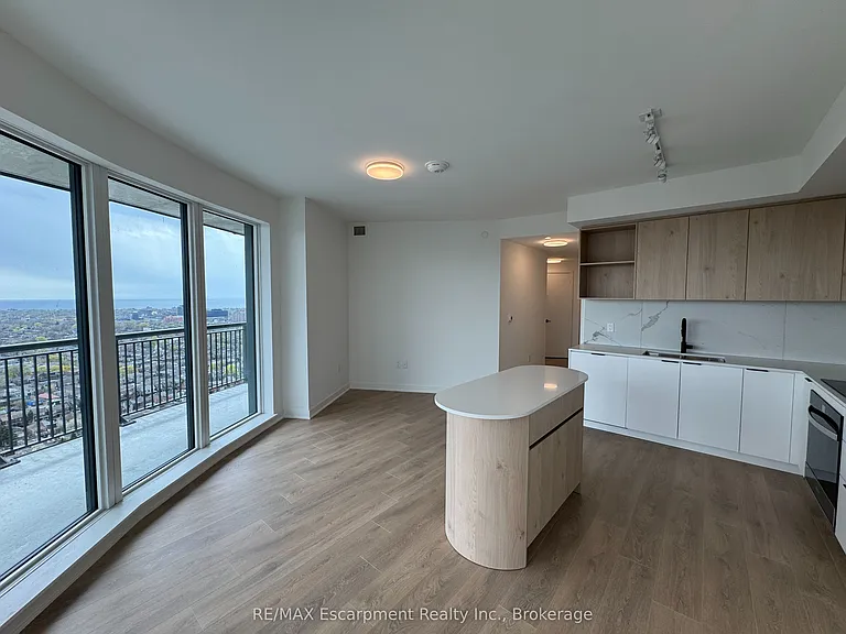 1185 Dupont St #2607 — Photo 6