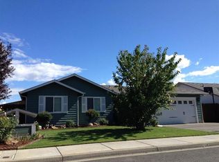 1391 Abby Ln, Grants Pass, OR 97527