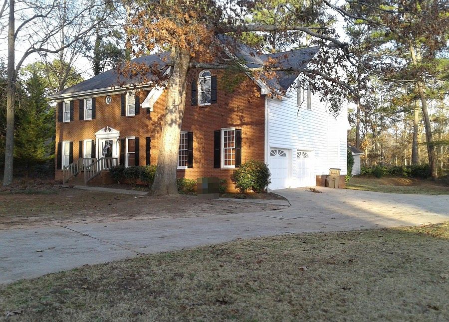 2nd image of 2334 Benji Blvd SE