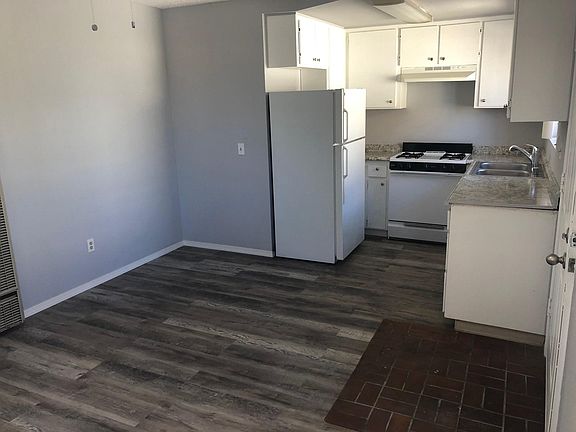 5th image of 4212 47th St APT 3