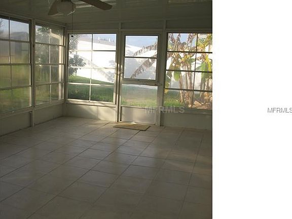 3rd image of 2418 Rockwood Dr