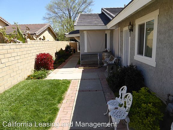 3rd image of 25632 Ramada Dr