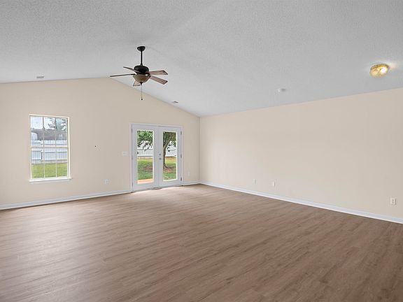 4th image of 515 Climbing Rose Ct