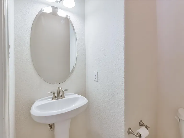 10403 Monticello Hill Dr — Photo 24