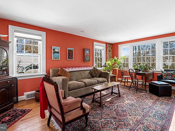 5th image of 1801 Fairbank Rd