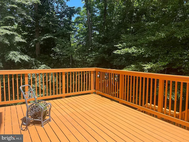 6223 Rathlin Dr — Photo 13