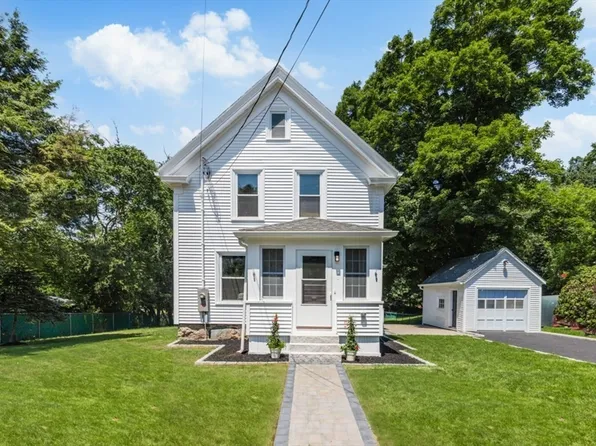 6 Highland Ave, Groveland, MA 01834