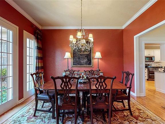 4th image of 8020 Bainbrook Dr