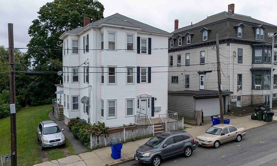 1st image of 610 Bradford Ave