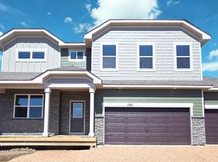 1741 Oak Creek Pass, Chaska, MN 55318