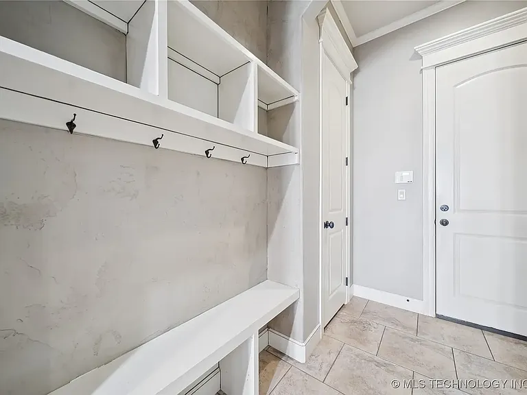 11285 S 73rd Pl E — Photo 40