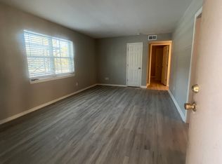 803 S Mobile Ave APT 5, Russellville, AR 72801