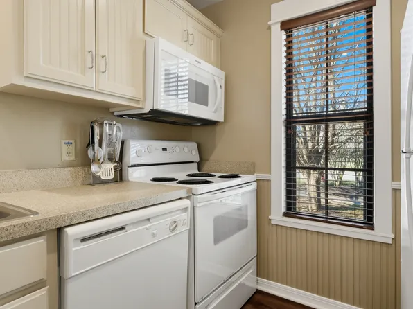 Apple Mountain Resort