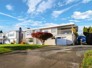 60 McLean St, Campbell River, BC V9W 2L9