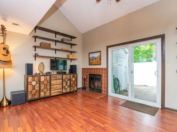 199 Lake St Unit 26, Weymouth, MA 02189