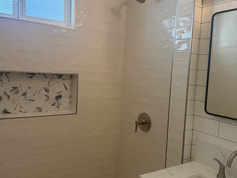 1082 N Loma Ave — Photo 8