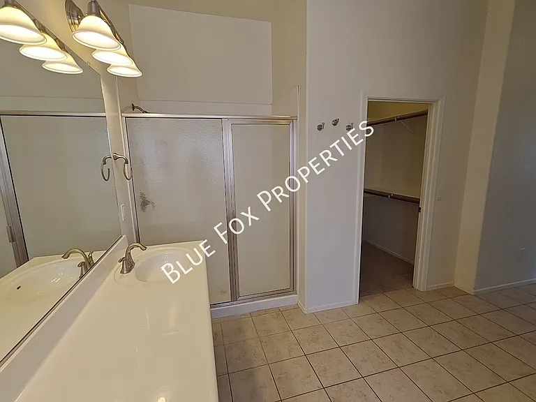 324 N Oak Tree Canyon Loop — Photo 49