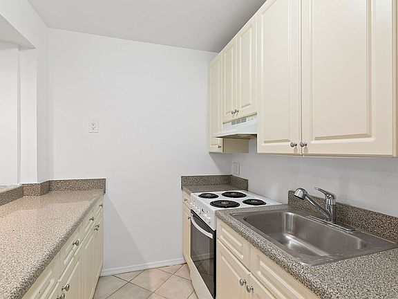 3rd image of 1274 5th Ave APT 104
